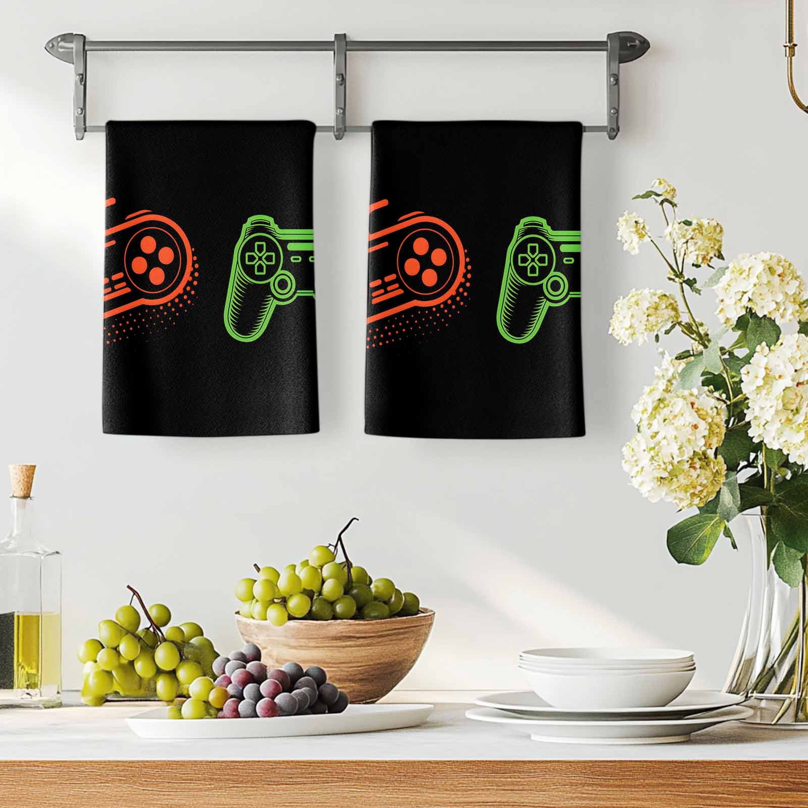 Game Controller Kitchen Towels Set of 2, Modern Art Gaming Handheld Black Soft Microfiber Dish Towels, Absorbent Quick-Dry Washable Dishcloths for Kitchen Cleaning, Drying Dishes, 18x28 Inches