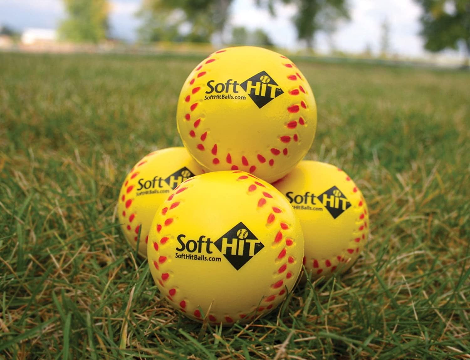 18 Balls Soft Hit Bucket with Yellow Training Softball 
