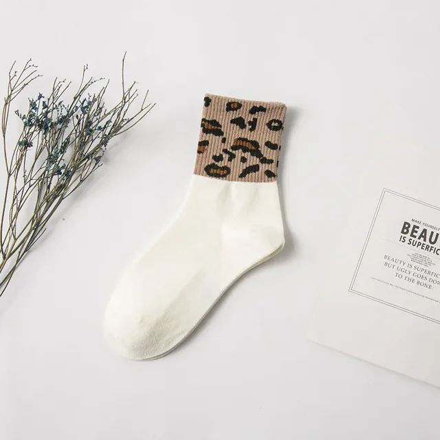 Spotted Leopard Print Women Socks Fashion Mid-Tube Socks For Girls Novelty Animal Pattern Japanese Style Autuma Spring Summer White2 35-40