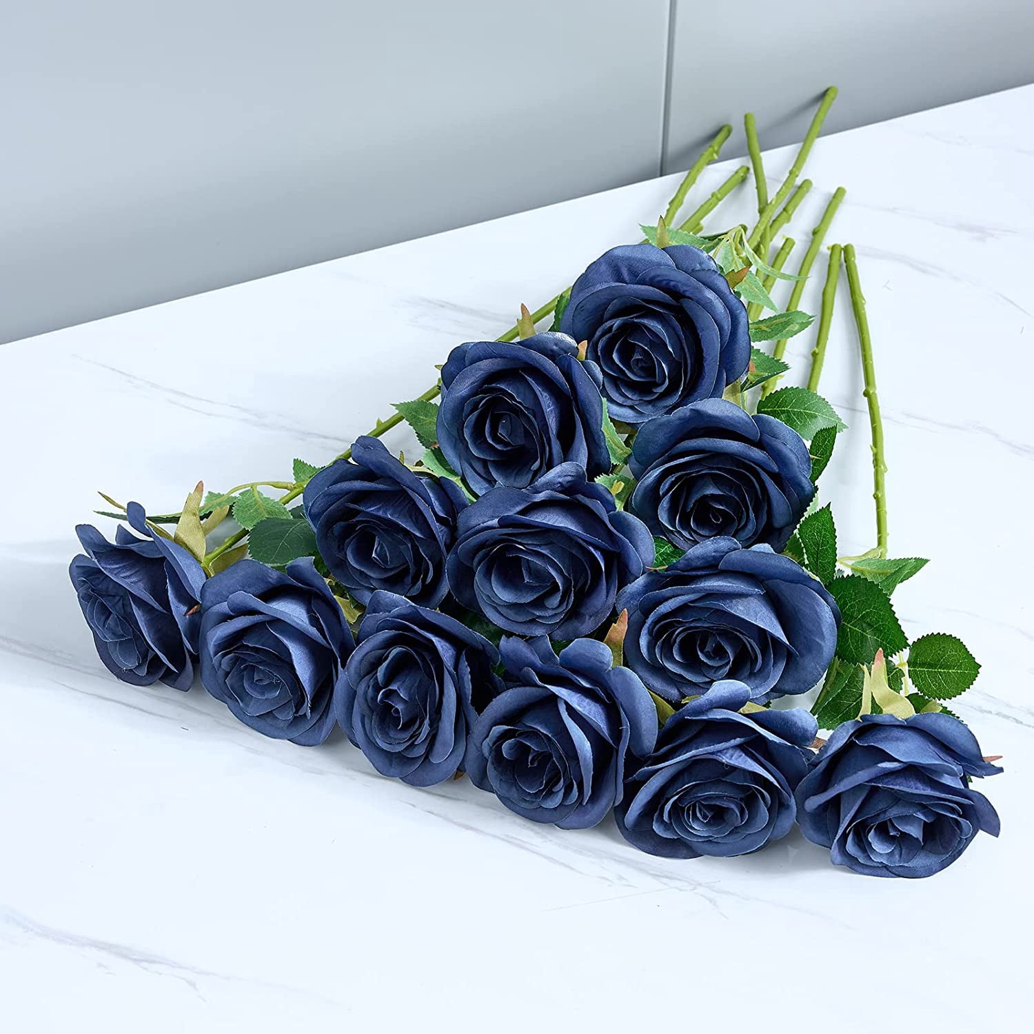 12PC Black Roses Artificial Flowers Fake Roses Silk Realistic Roses Bouquet Flowers with Long Stems for Wedding Home Party Centerpieces Decorations