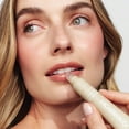 thumbnail image 4 of MCoBeauty - Traitement pour les Lèvres aux Peptides, 4 of 7
