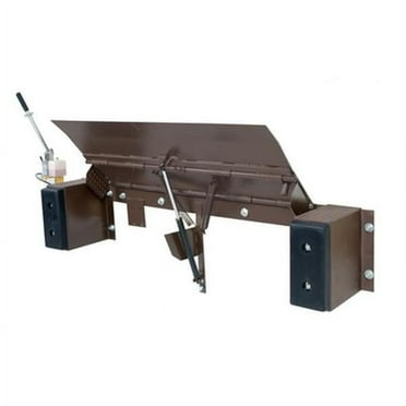 Vestil PP-2078 20000 lbs 78 x 29 in. Steel Hand Pump Edge-O-Dock Leveler - Brown