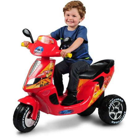 Disney Cars Lightning McQueen 3-Wheel Scooter 6-Volt Battery-Powered Ride-On