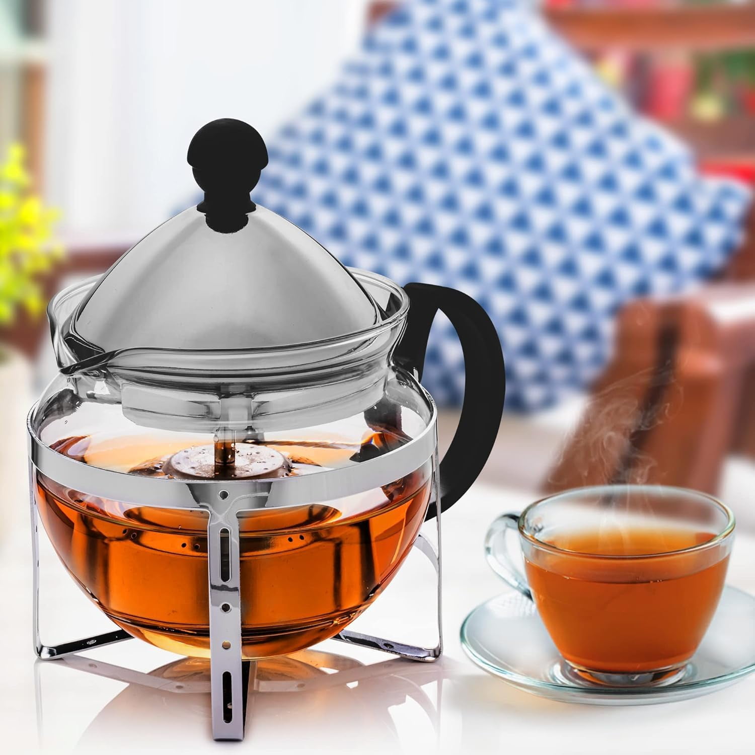 OVENTE Glass Teapot with Removable Stainless-Steel Infuser for Blooming Tea and Loose Leaf, 17oz Borosilicate Glass Tea Maker Perfect for Personal and Everyday Use, Clear FGH17T