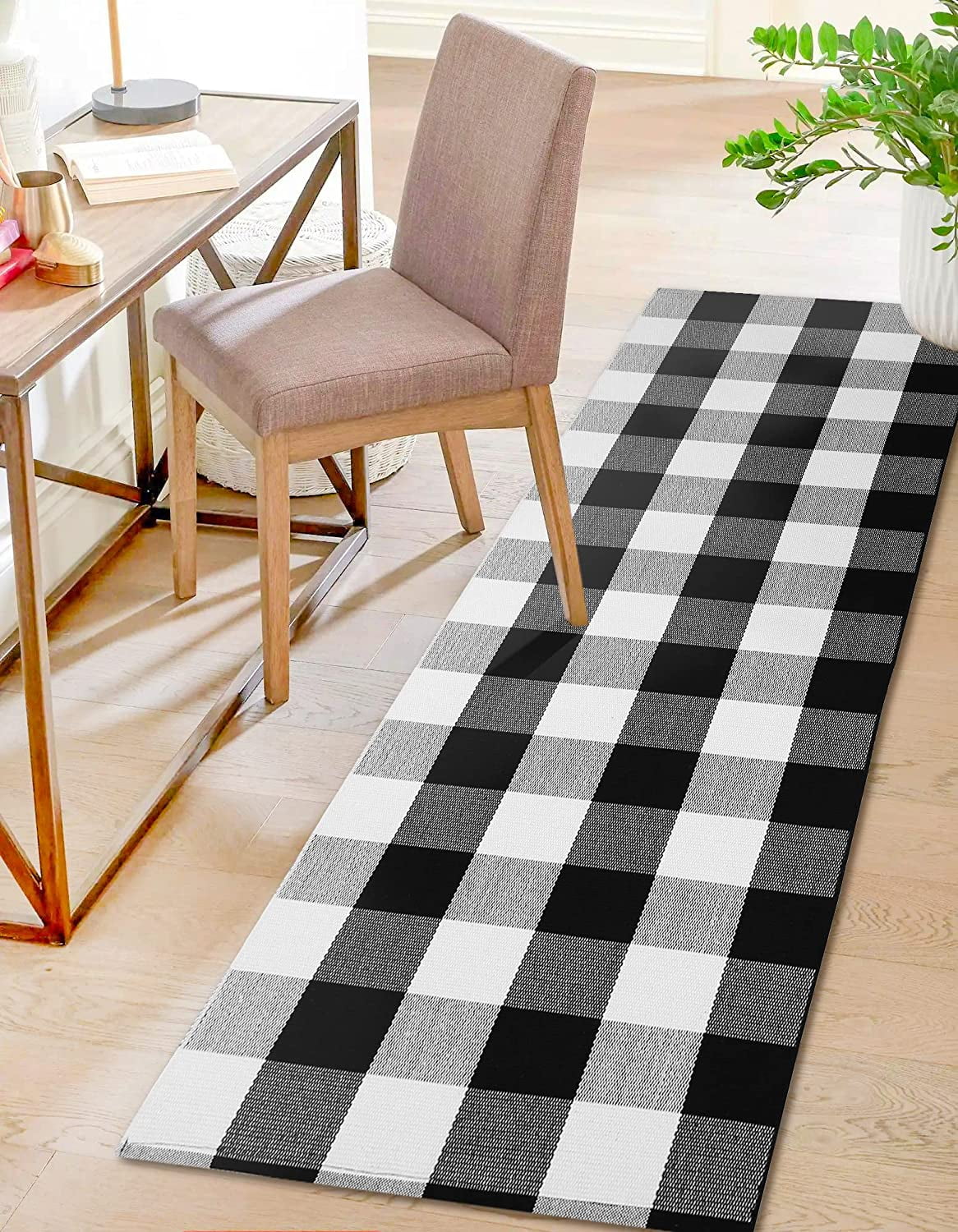 Sanmadrola 2'x6' Buffalo Plaid Runner Rug Red and Black 2'x6', Buffalo Check Rug Runner Hallway Entry Carpet, Cotton Hand-Woven Washable Outdoor Rug Runner Entryway/Front Porch/Bedroom