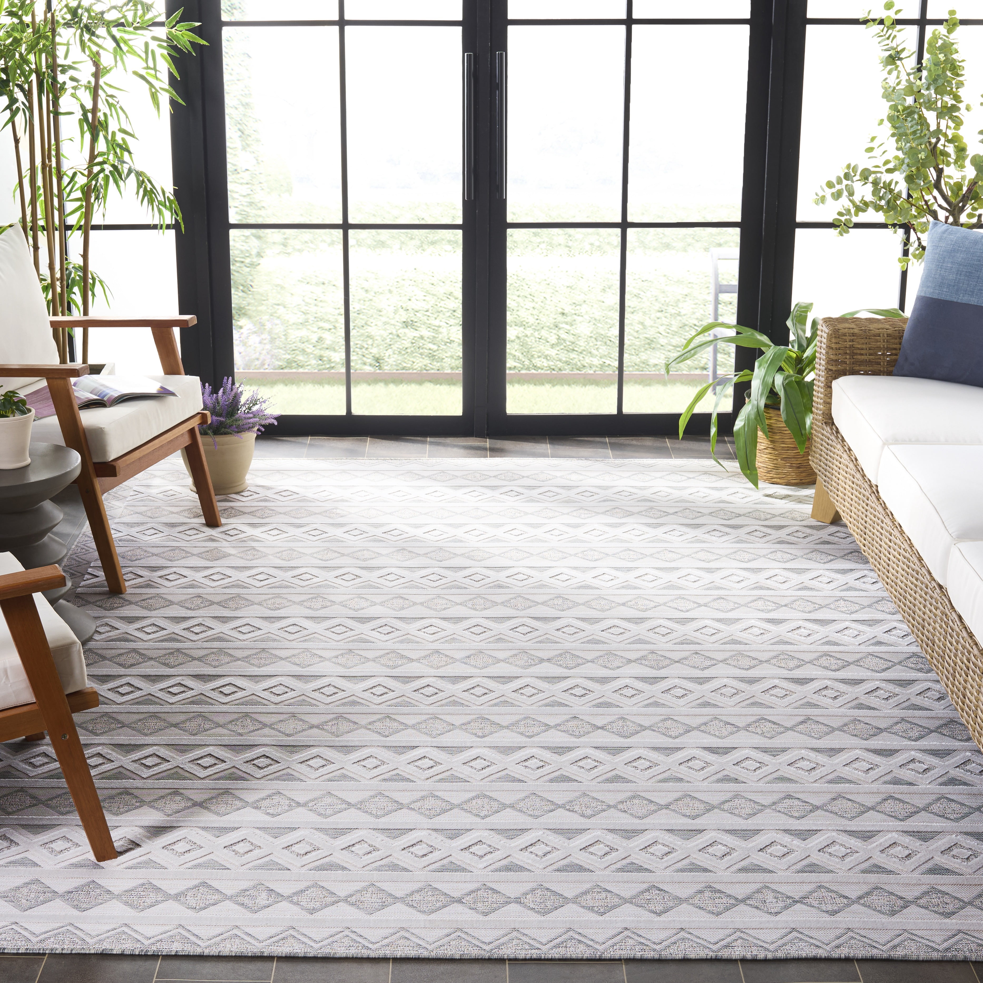 SAFAVIEH Cabana Ethan Geometric Indoor/Outdoor Area Rug, Grey/Ivory, 9' x 12'