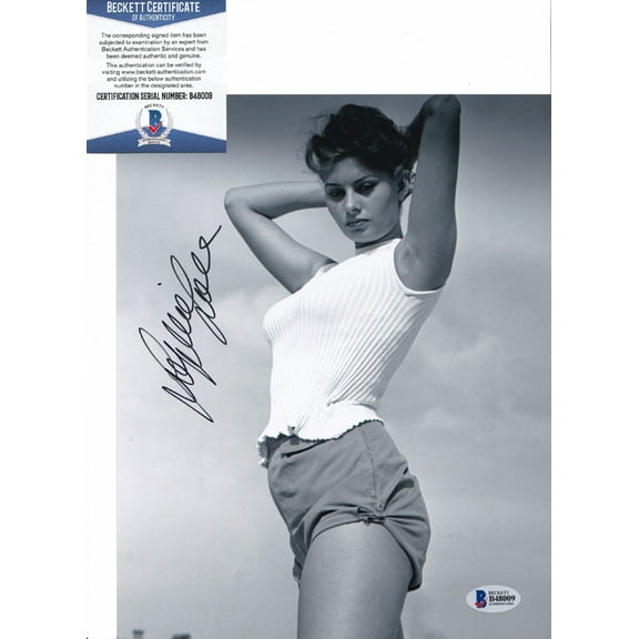 Sophia Loren Actress Signed Autograph 8x10 Photo Beckett BAS COA #32