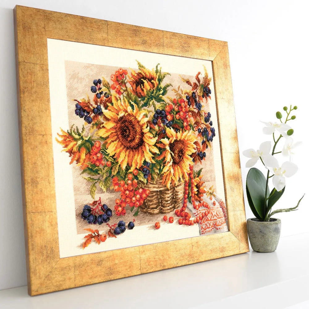 Rowanberries Garland 40-76 Counted Cross-Stitch Kit