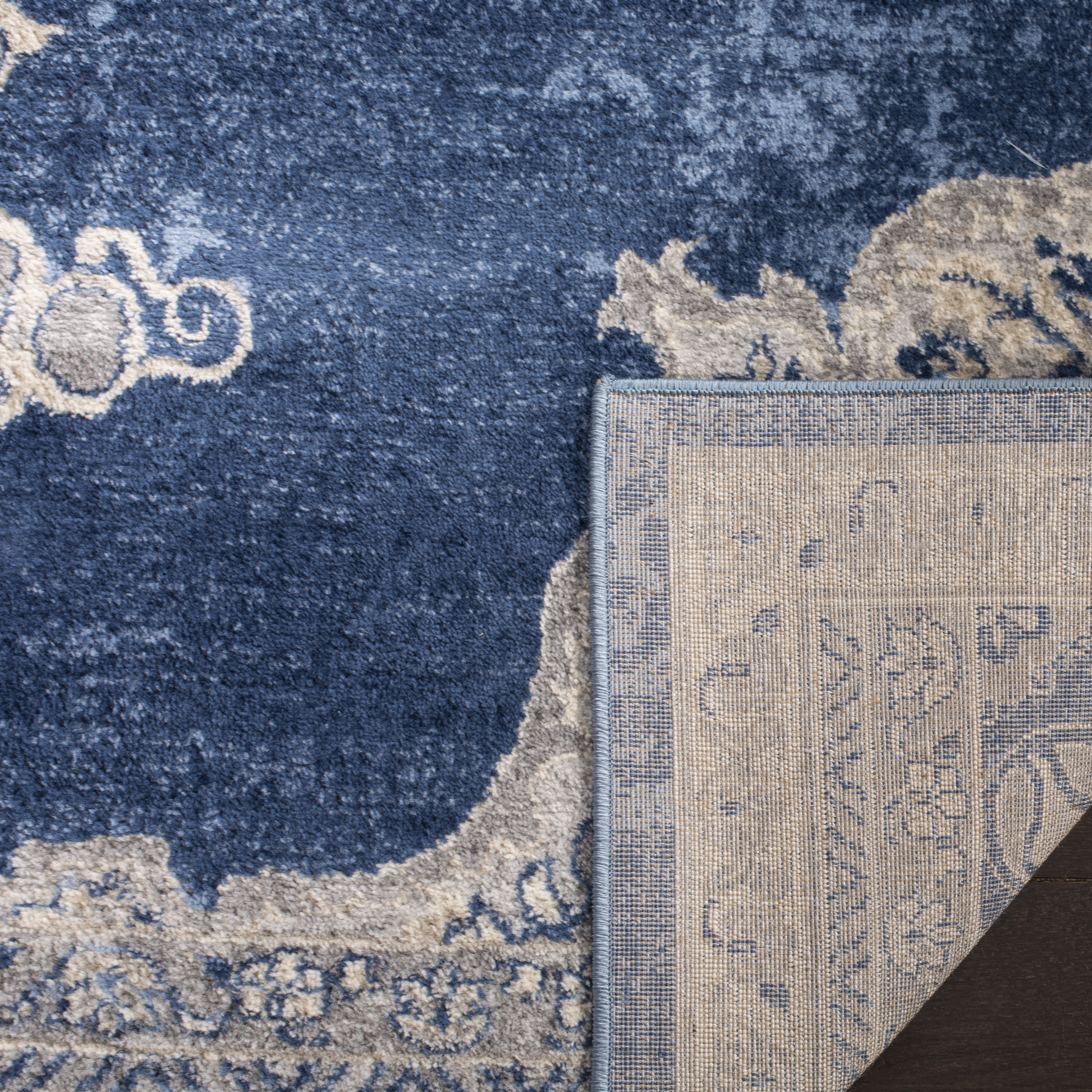 SAFAVIEH Brentwood Cahal Oriental Runner Rug, Navy/Light Gray, 2' x 22'