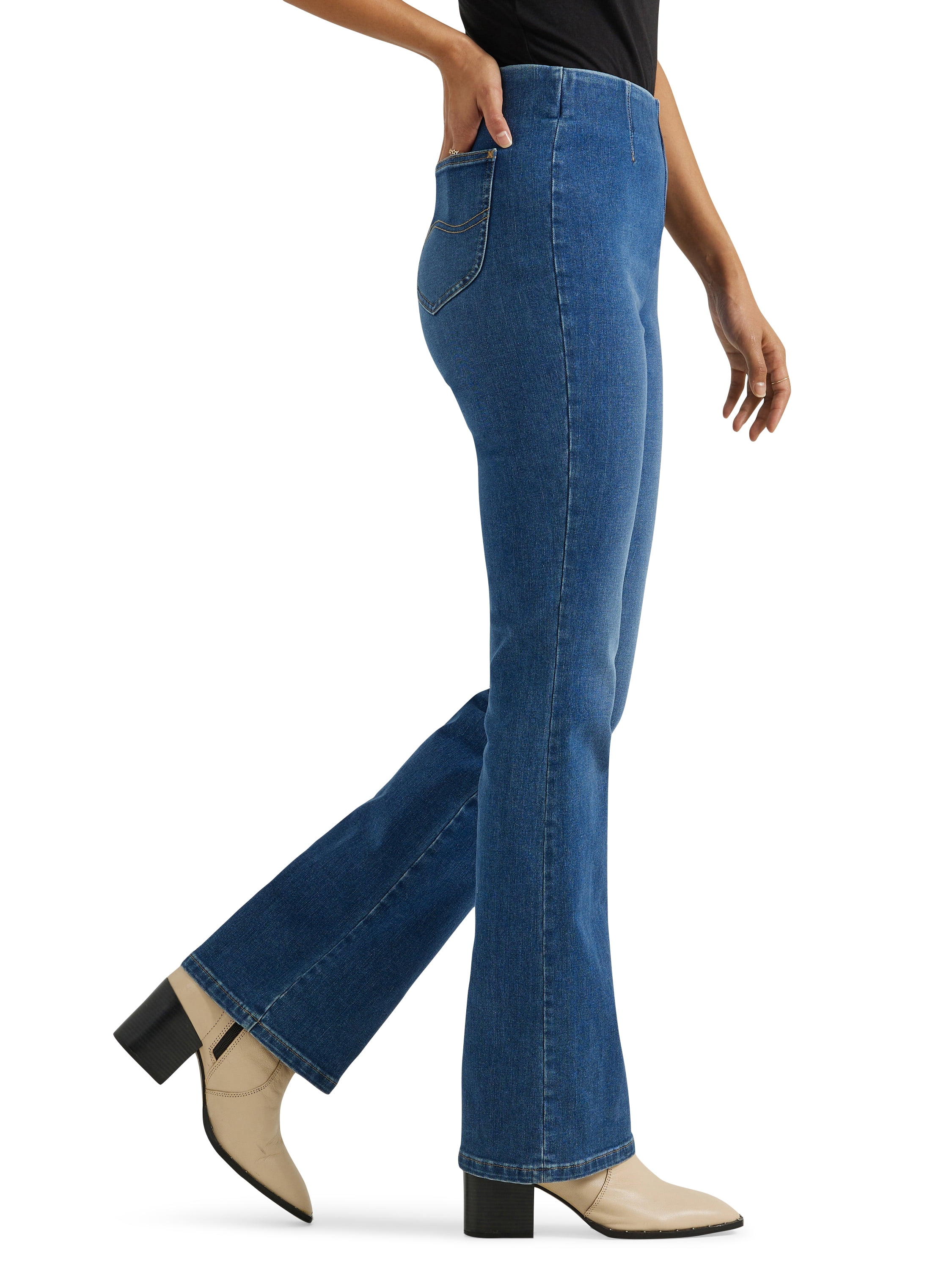Lee Women's High Rise Pull-On Bootcut Pant