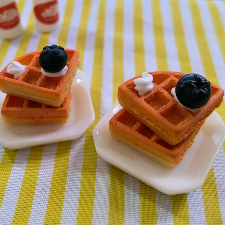 Hesroicy 1 Plate Dollhouse Waffle Simulation Kitchen Accessories Resin Mini  Waffles Model Scene Decoration for Children