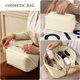 thumbnail image 5 of Bolsa de cosméticos grande blanca con asa, bolsa de cosméticos de viaje, bolsa de aseo portátil impermeable para mujer, bolsa de cosméticos de cuero PU grande JM JM, 5 of 5