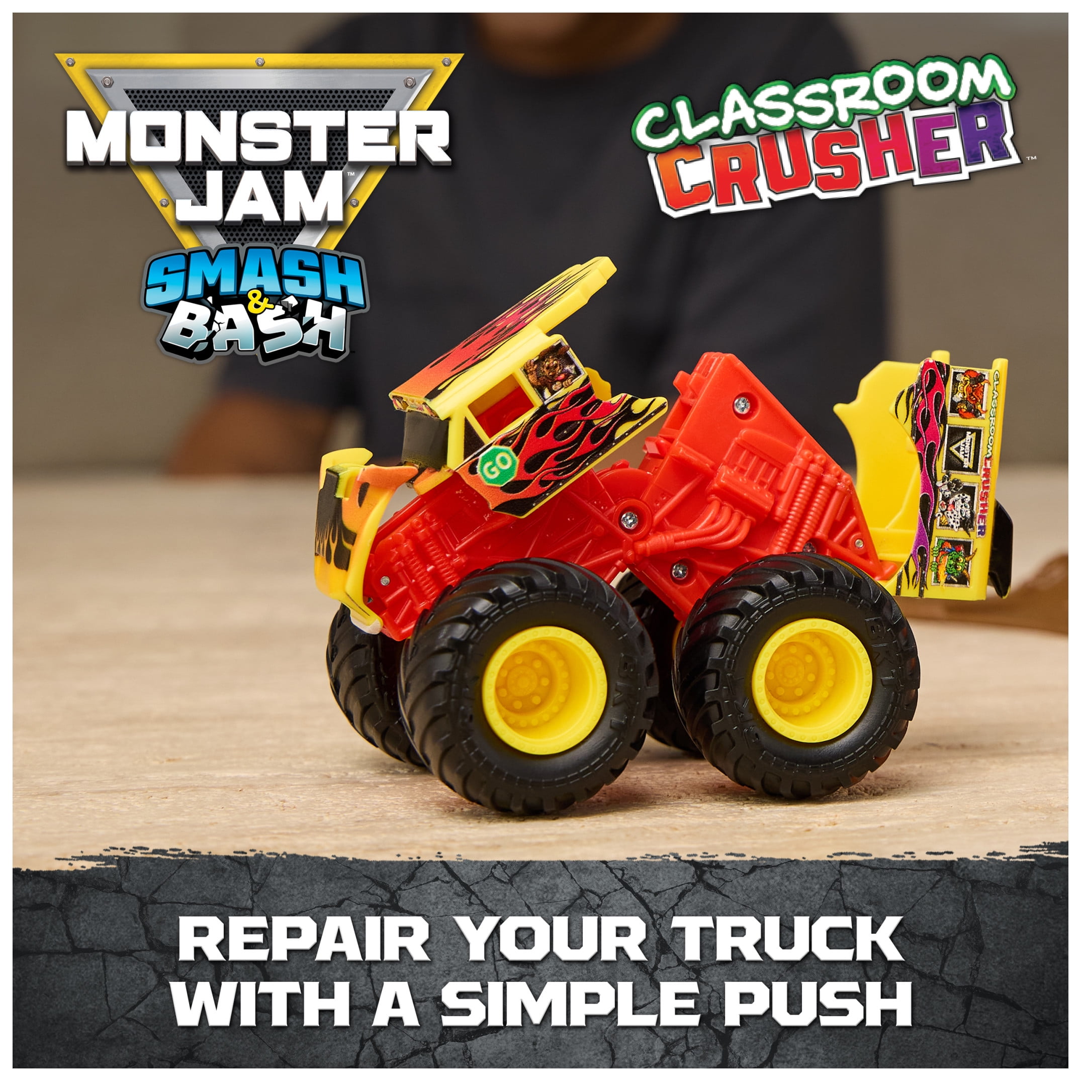 Monster Jam Smash & Bash Crash Course Playset, 16" Tower with 1:64 Monster Truck for Kids Ages 3 and up
