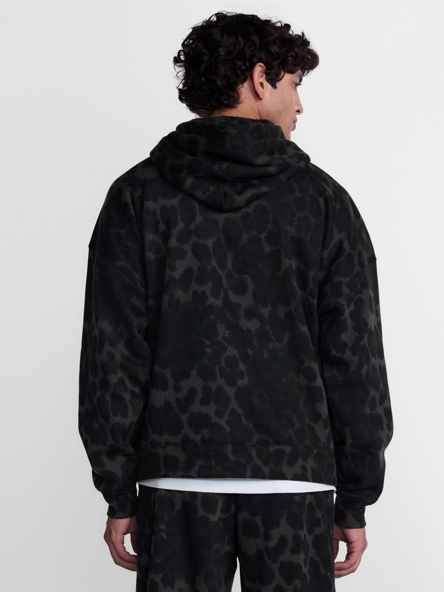 No Boundaries Boxy Fit Oversized Fleece Hoodie with Long Sleeves, Men's XS-4XLT