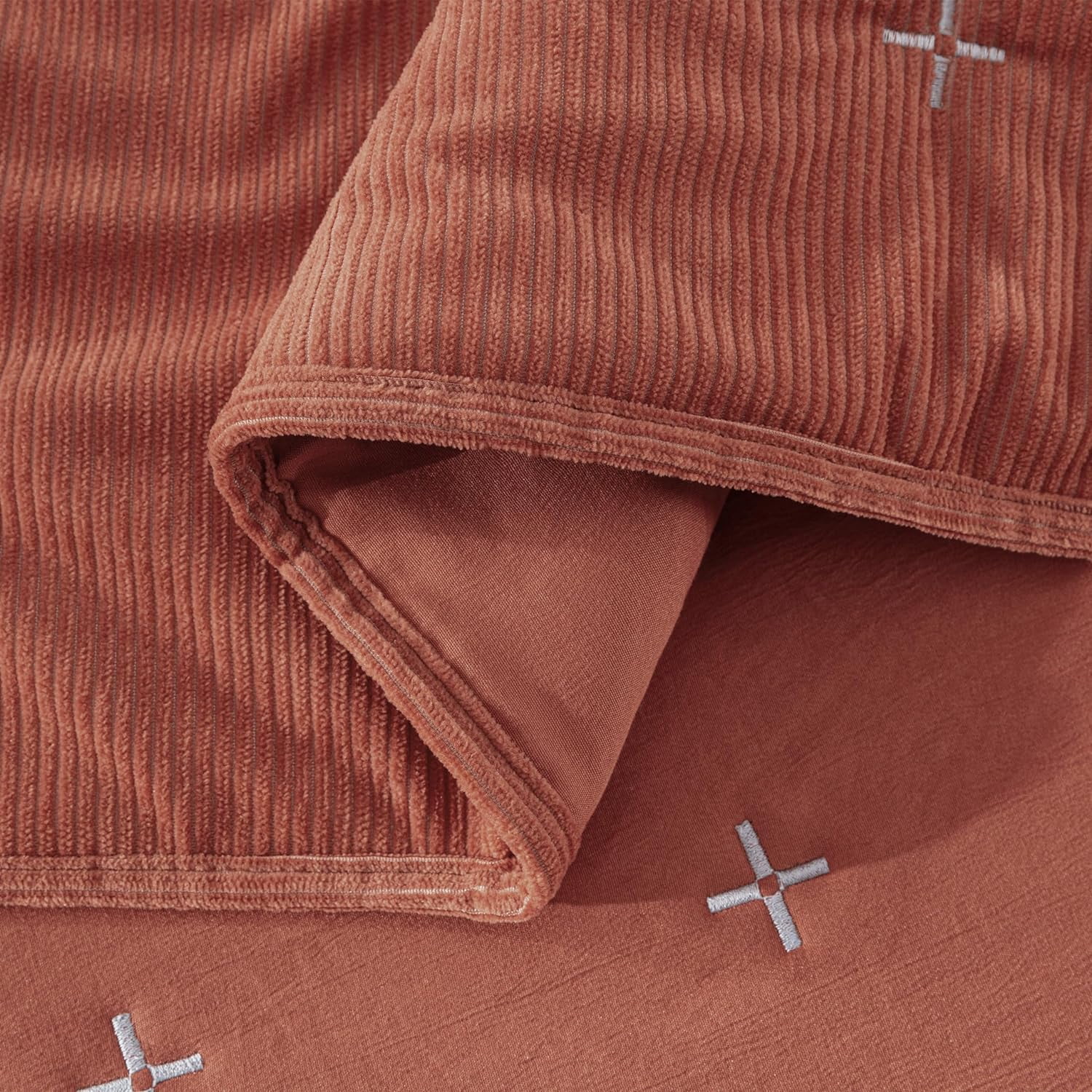 Chezmoi Collection Corduroy Queen Quilt Set Terracotta, 3-Piece Luxury Soft Cross Stitch Polyester Corduory Lightweight Bedspread, 1 Quilt 90 in x 94 in and 2 Pillow Shams 20 in x 26 in