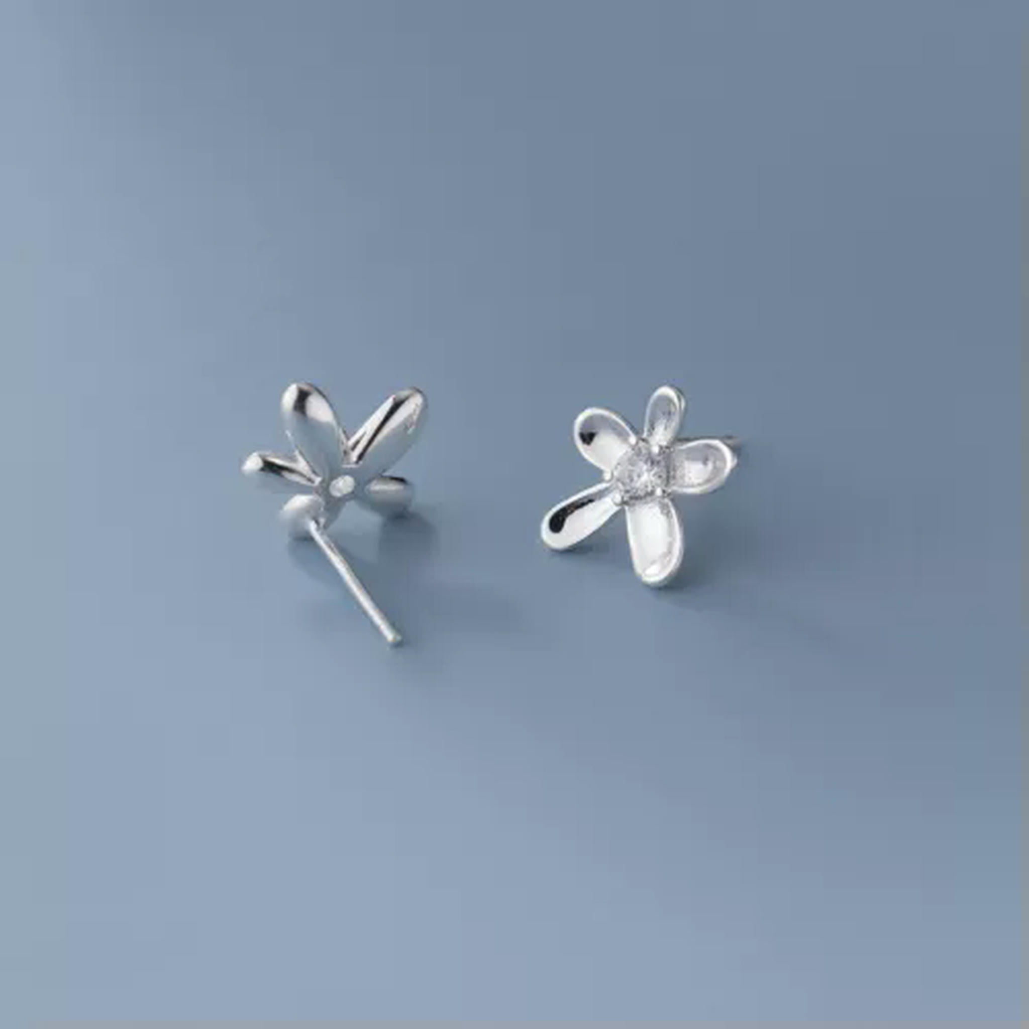 EOEMY 925 Sterling Silver Clear/Blue Flower Stud Earrings Xflowers Studs Garden-Blue