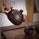 thumbnail image 4 of Juego de té de viaje con taza de arena morada, juego de tetera de cuatro tazas, regalo de mano, juego de té portátil, 4 of 5