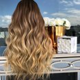 thumbnail image 5 of Extensiones de cabello de peluca rubia Ombre ondulado largo suave natural de 22 '', 5 of 5