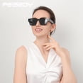 thumbnail image 2 of Gafas de sol FEISEDY Retro 90s Square UV400 B2385 para mujeres y hombres, 2 of 7