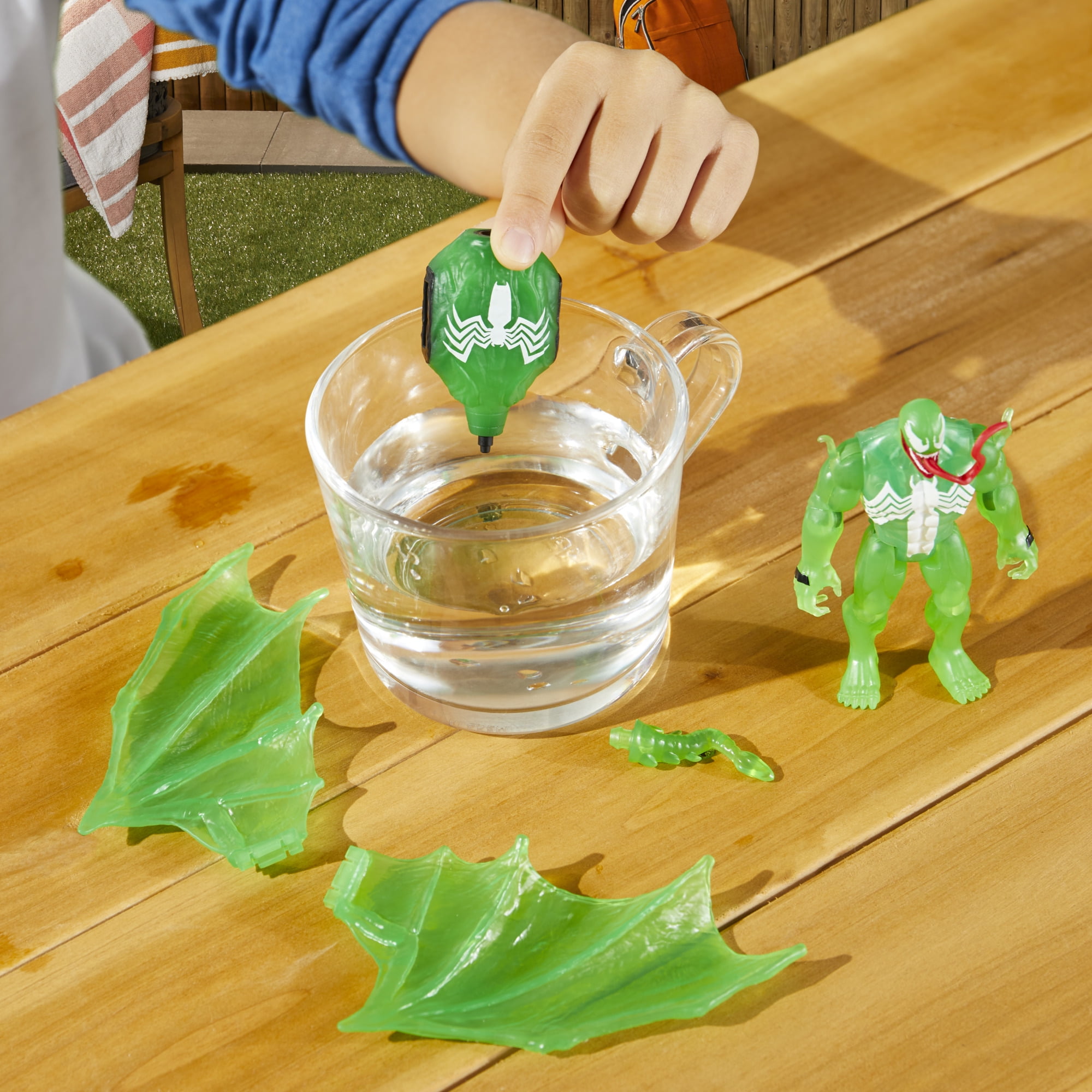 Marvel Spider-Man Epic Hero Series Web Splashers Green Symbiote Hydro Wing Blast