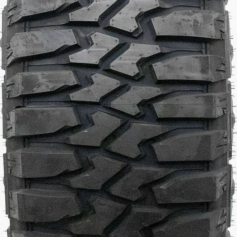 Evoluxx Rotator M/T Mud Terrain LT285/70R17 121/118Q E Truck