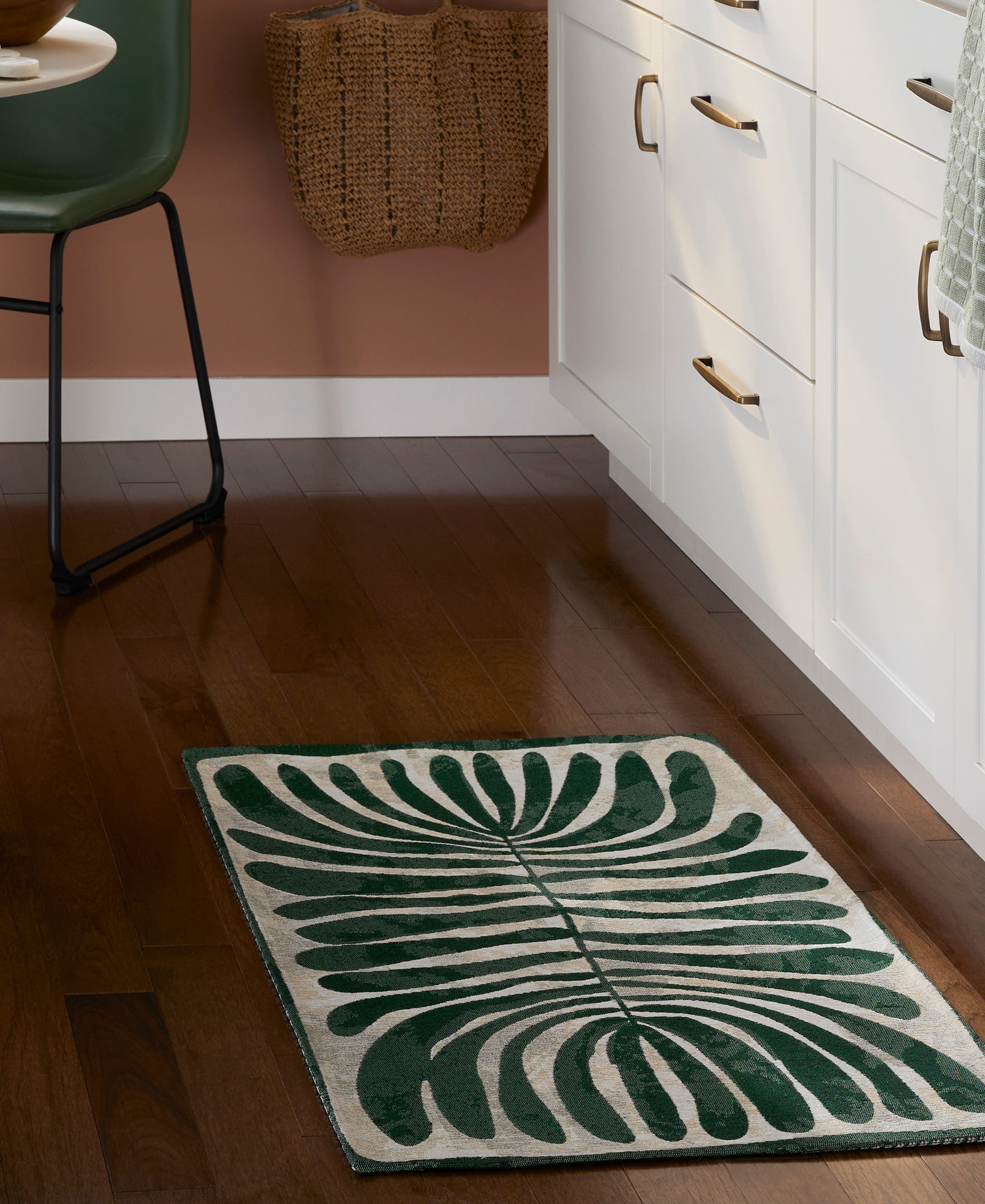TOWN & COUNTRY LUXE Livie Matisse Cutout Everwash® Washable Multi-Use Decorative Rug, Kitchen Rug, Low-Profile Door Mat, Bedroom Rug and Dorm Room Rug with Non-Slip Backing, Green, 24"x40"