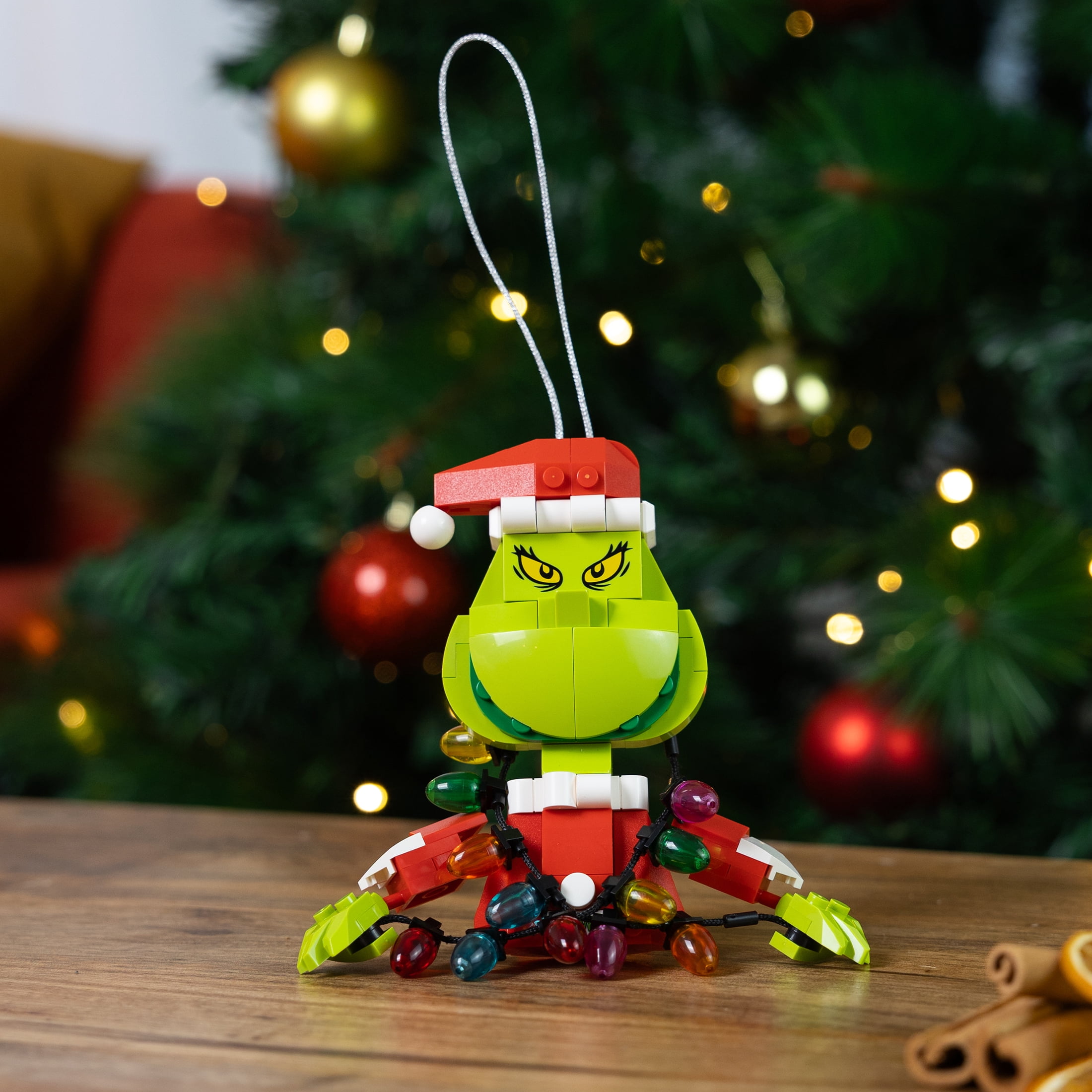Brickcraft The Grinch Lights Out Grinch Decoration Kit, 146-piece