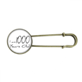 thumbnail image 1 of Broche de Metal Antiguo Unbranded 1000 Años de Longevidad, 1 of 3