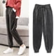 thumbnail image 1 of Pantalones deportivos gruesos de terciopelo de otoño e invierno para mujer de terciopelo dorado, 1 of 2