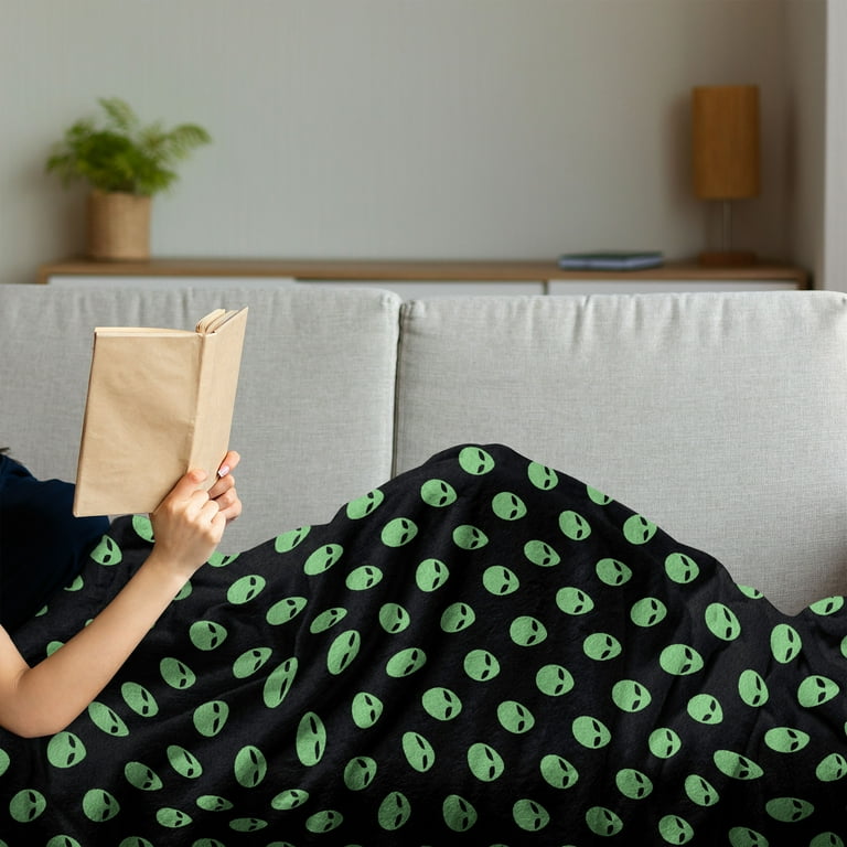 Alien Soft Flannel Fleece Throw Blanket Supernatural Martiansal Beings from Other Planets Head of an Alien Cozy Plush for Indoor and Outdoor Use