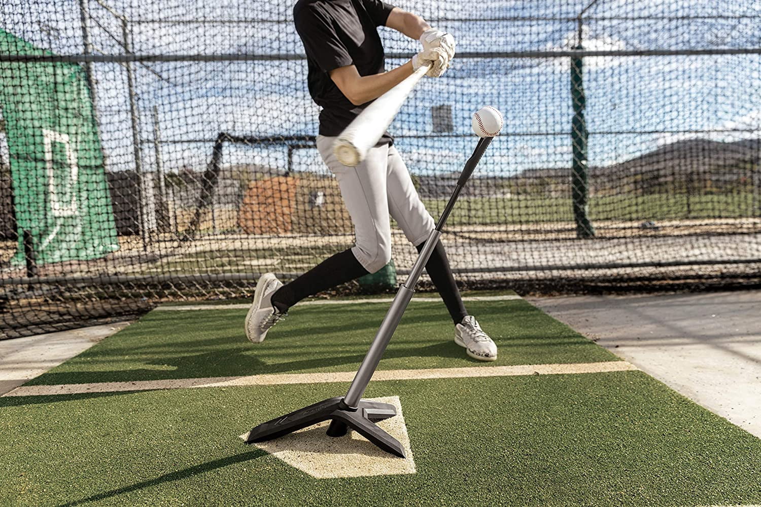 Launch Elite Baseball Hitting Tee by SKLZ