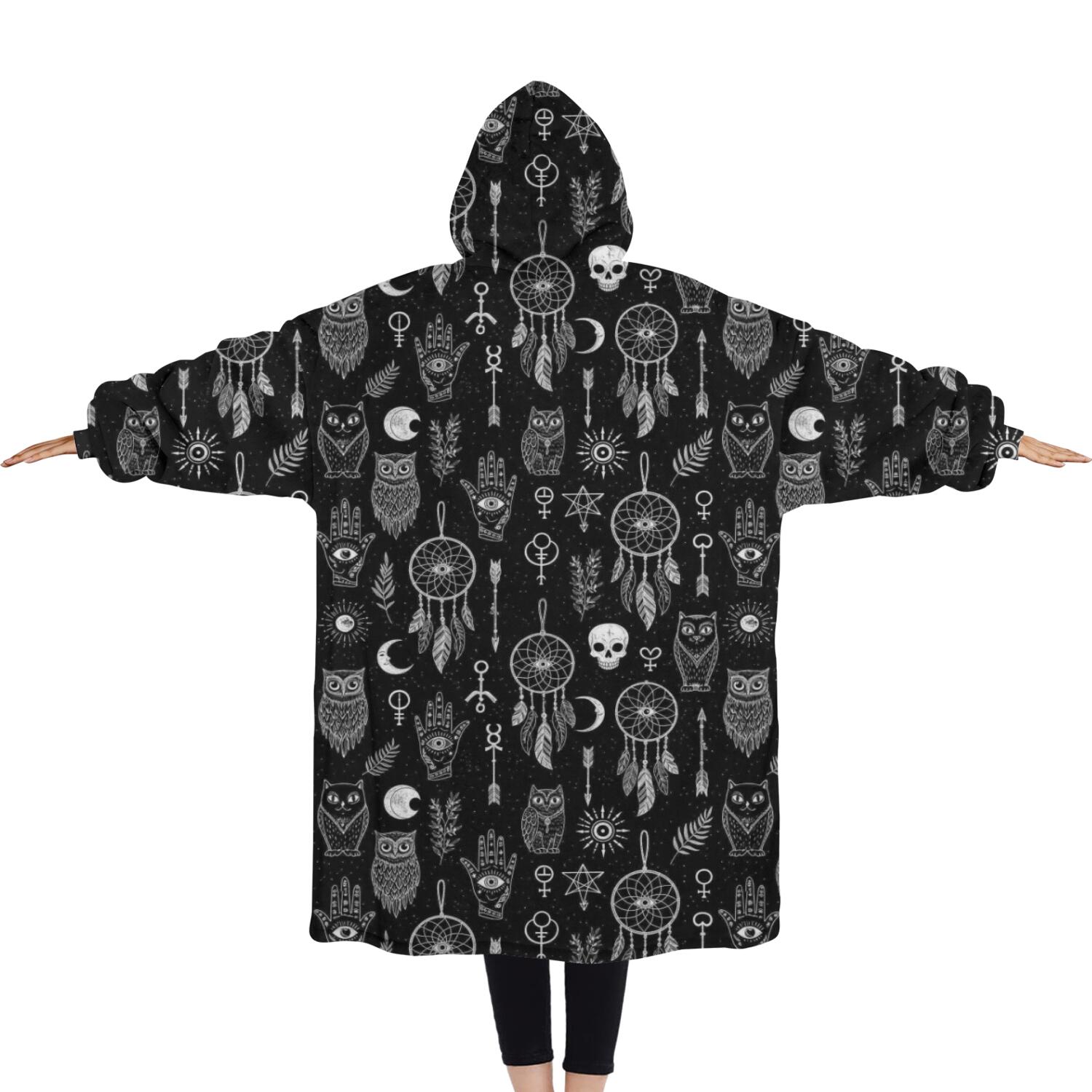 Oversized Wearable Blanket Hoodie,Black White Gothic Dreamcatcher Owl Skull Pattern Sherpa Blanket Hoodie with Super Pockets,Super Warm Fuzzy Pullover for Women & Men