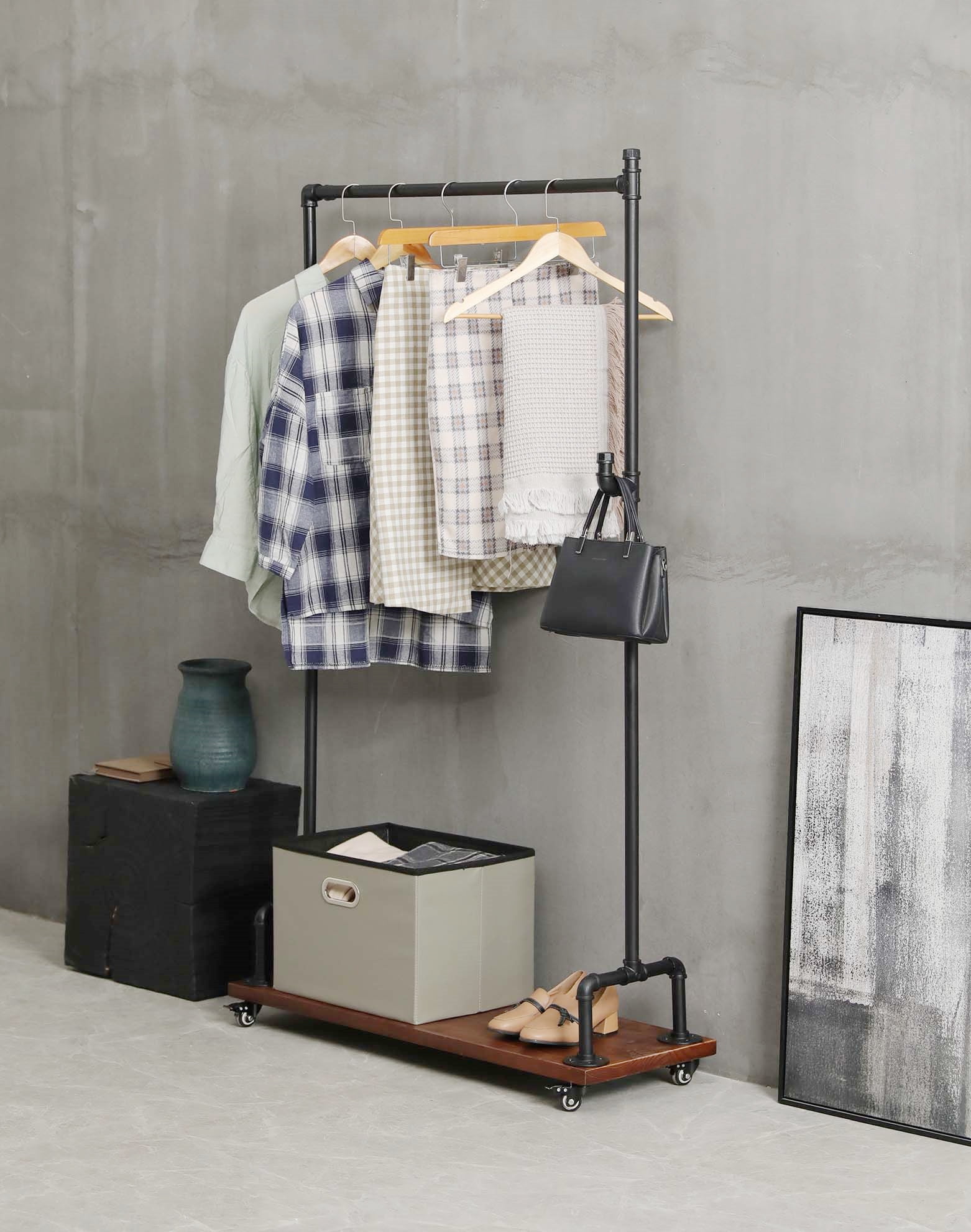 Industrial Rustic Look Pipe Style Rolling Garment Rack with Shelf