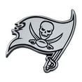 thumbnail image 1 of Tampa Bay Buccaneers Premium Métal Chrome Auto Emblème, 1 of 1