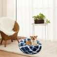 thumbnail image 4 of YZWEI Lit Beigne Calmant pour Chien et Chat Rond en Fausse Fourrure Lavable pour Petits et Moyens Animaux, 15.7 Pouces, 4 of 5