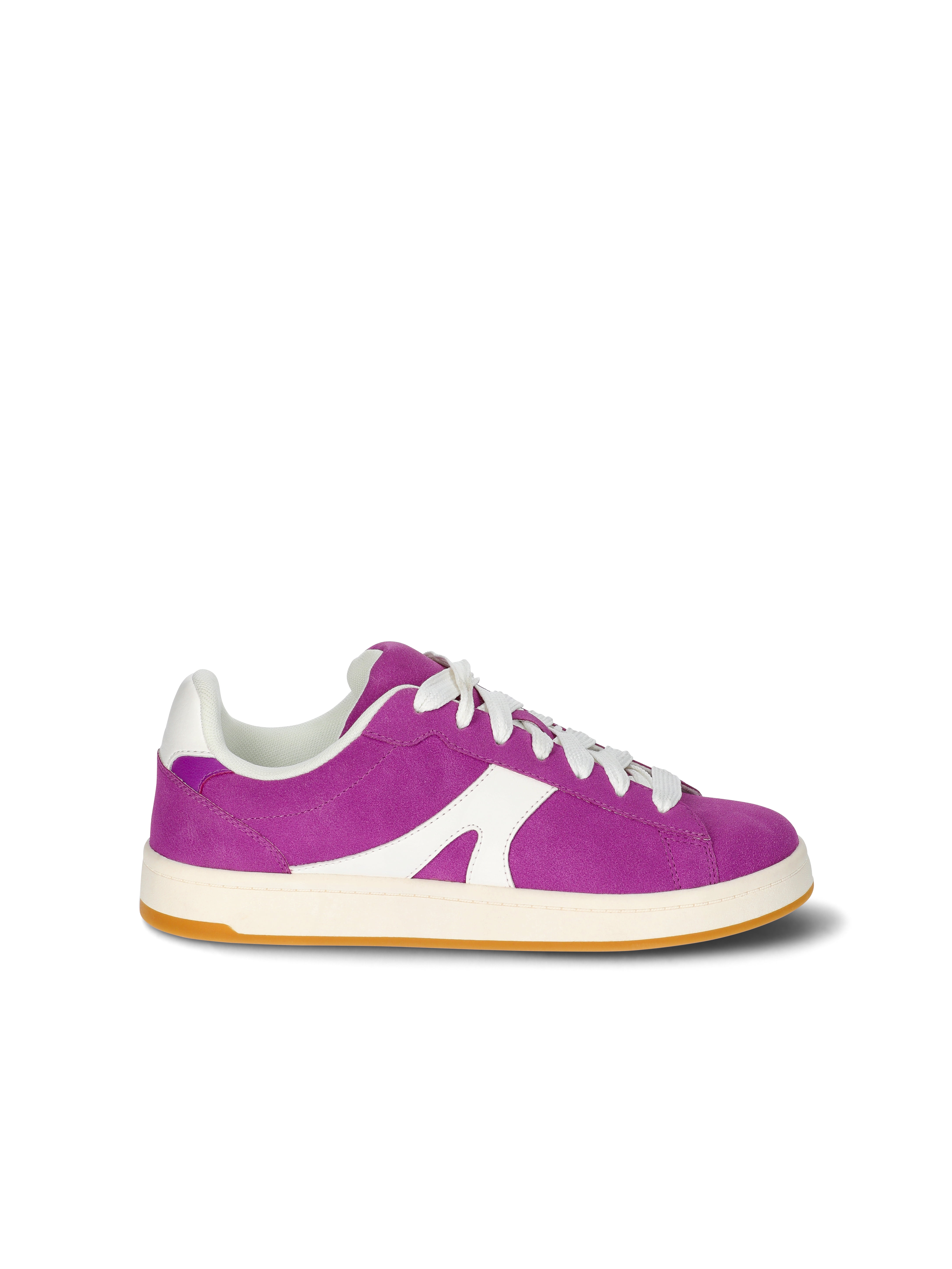 No Boundaries Women's Chunky Lace-Up Skate Sneakers