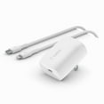 thumbnail image 1 of Chargeur USB-C Belkin 20 W avec câble Lightning, 1 of 10