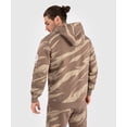 thumbnail image 3 of Sudadera con capucha Venum UFC Adrenaline Fight Week Desert Camo para hombre, 3 of 7