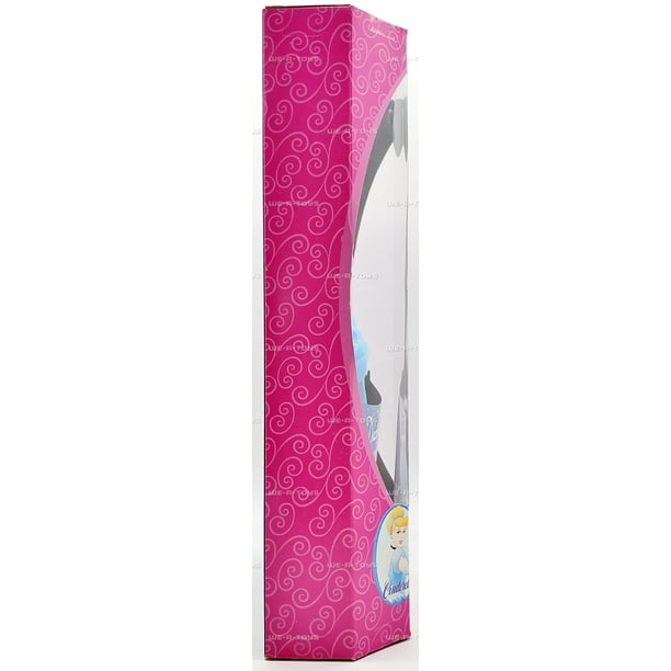 Disney Dazzling Princess Cinderella Doll Magical Light-Up