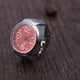 thumbnail image 4 of EeaseMX Reloj de anillo unisex, creativo, elástico, de acero inoxidable, de cuarzo, para hombre, mujer y pareja (rojo)., 4 of 7