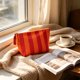 thumbnail image 4 of Bolsa de Almacenamiento de Pana a Rayas con Forma de Concha Marina: Neceser de Viaje, Organizador de Artículos de Aseo Moderno y Portátil para Maquillaje y Artículos Esenciales de Uso Diario., 4 of 7