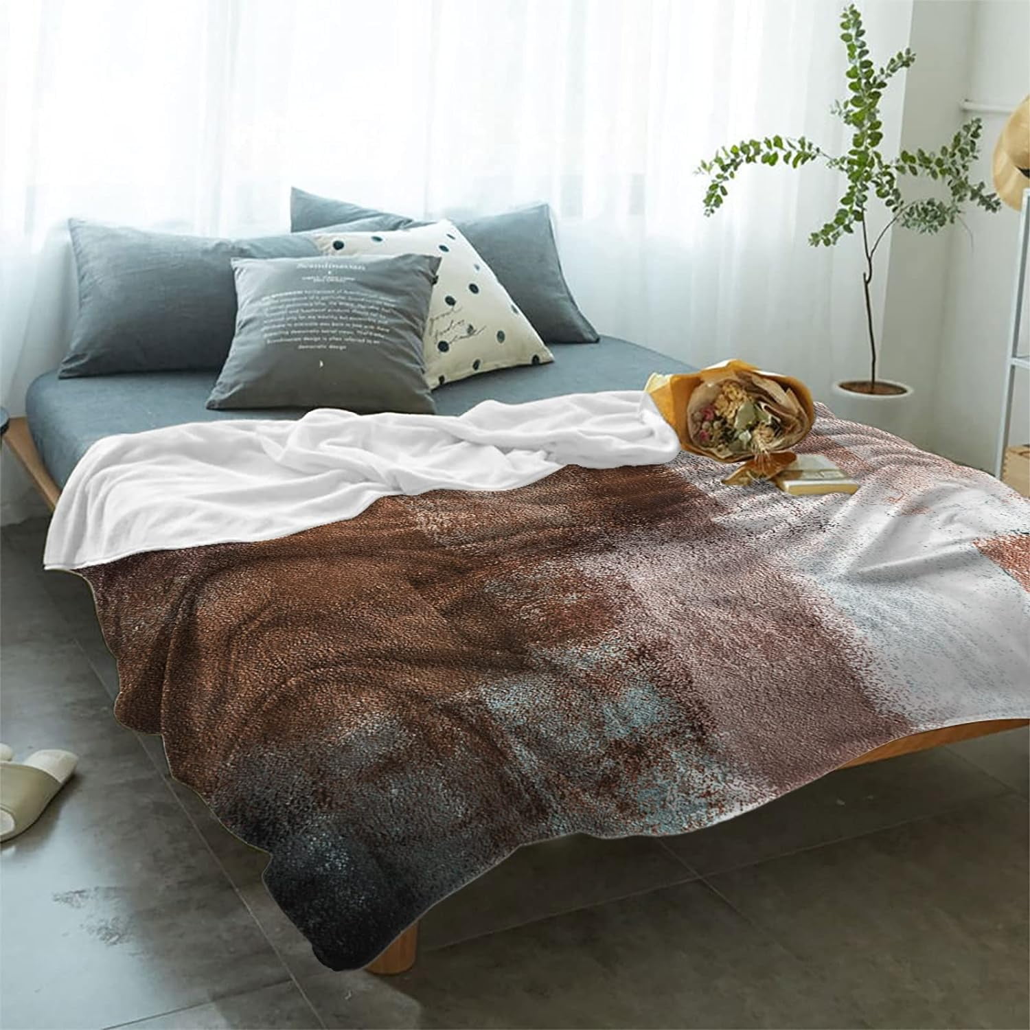 Flannel Fleece Blanket Brown and Grey Super Soft Breathable Throw Blankets Rustic Paint Art Graffiti Lattice Warm Cozy Decorative for Sofa Chair Bedroom All Seasons Use 50" x 60"