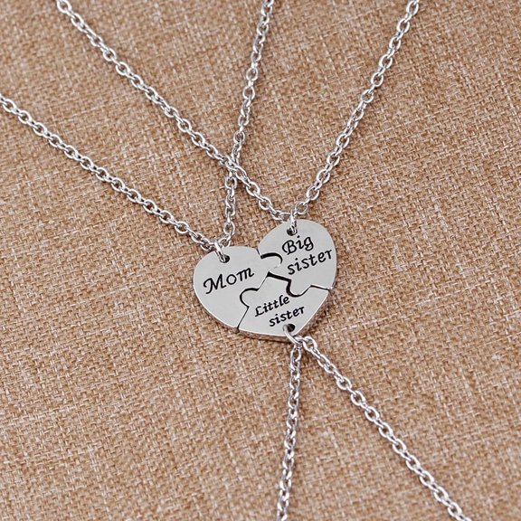 YYKihy Mom Puzzle Sisters Female 3pcs Pendant Family Necklaces Necklace Broken Sister Heart Necklaces Pendants