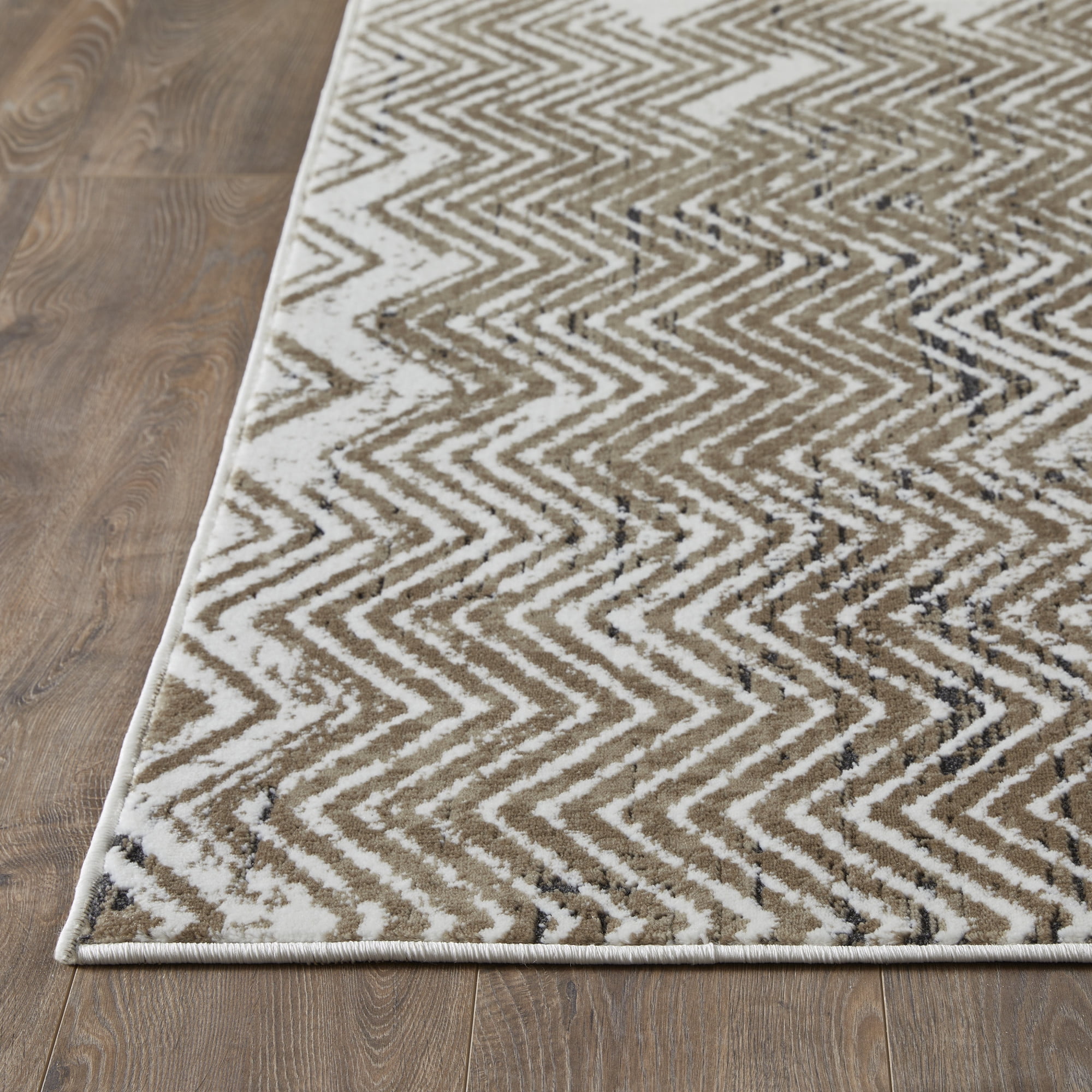Loomaknoti Aysal Armelar 6' x 9' Beige Chevron Polypropylene Indoor Area Rug