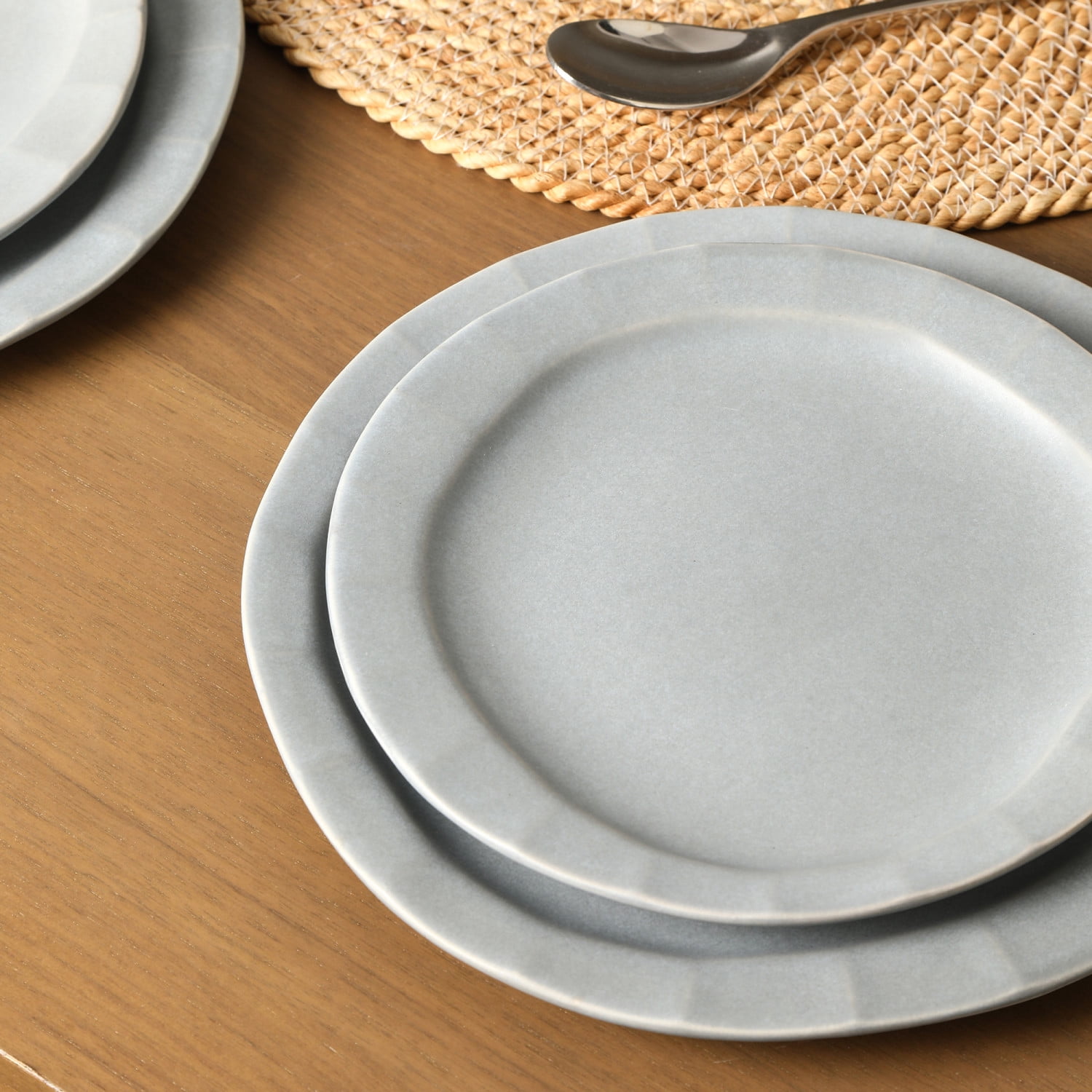 Stone Lain Oasis 24-Piece Dinnerware Set Stoneware, Grey Blue