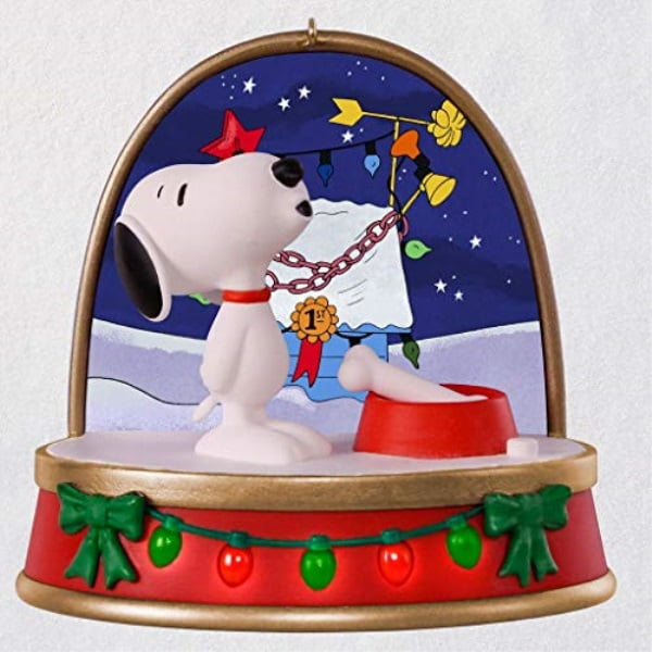 HMK Hallmark 2018 Keepsake A Charlie Brown Christmas Snoopy Ornament