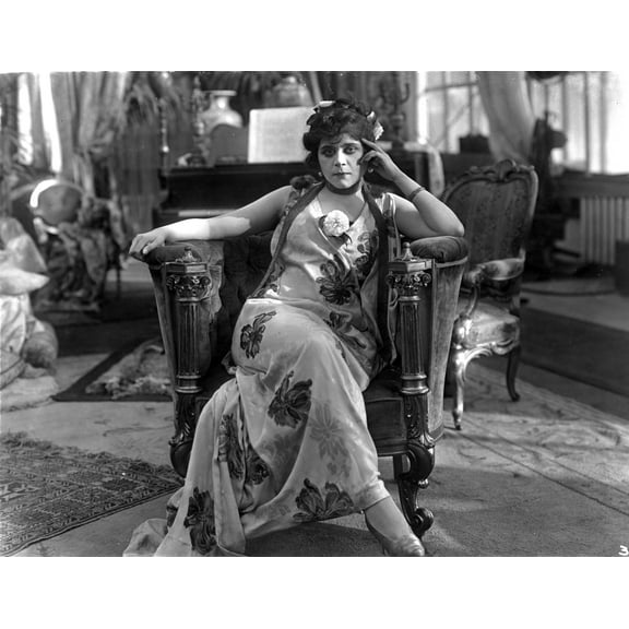 Theda Bara on Printed Dress and sitting Photo Print (8 x 10)