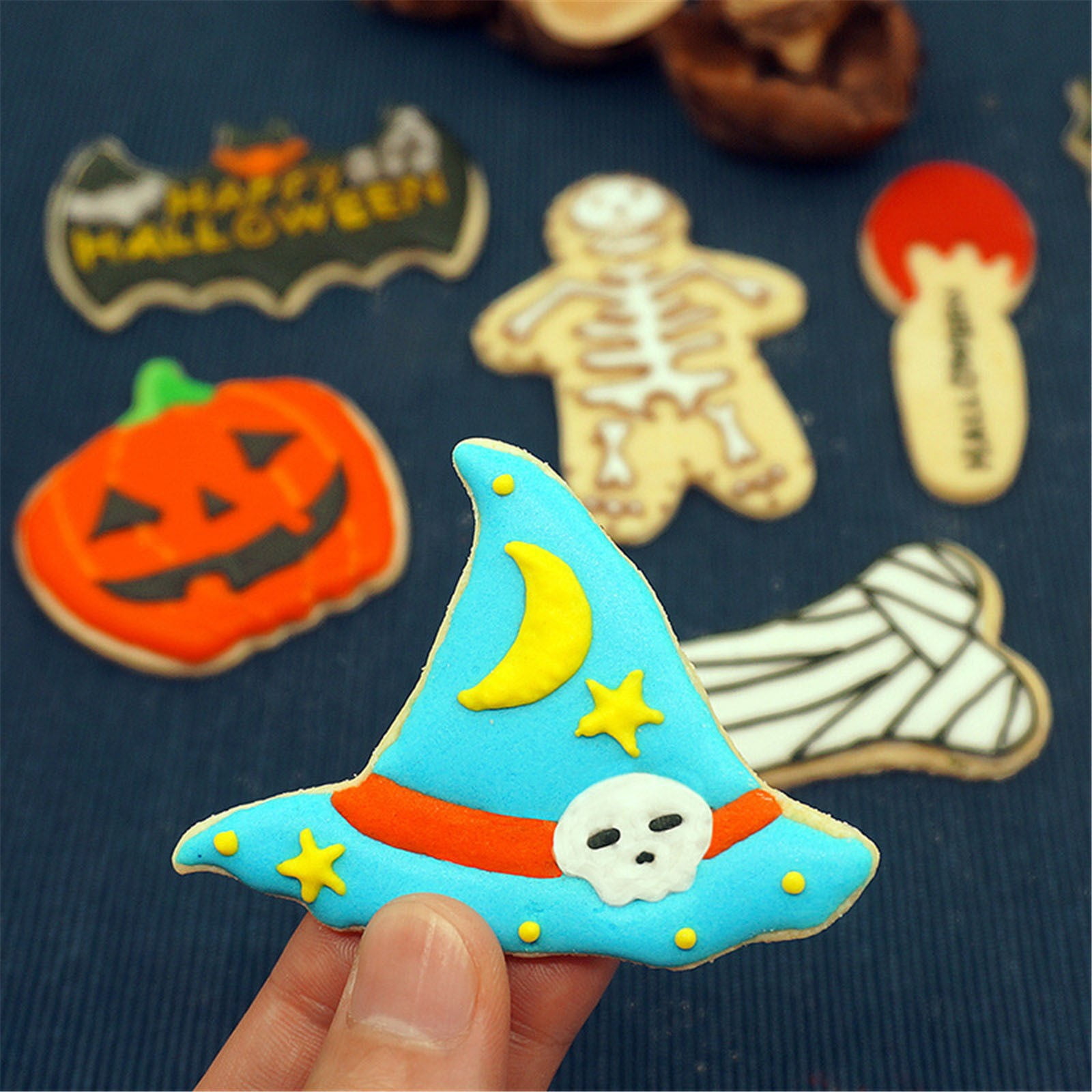 YUNAFFT Halloween Cookie Cutters, Cat Bat Pumpkin Magic Hat Cookie