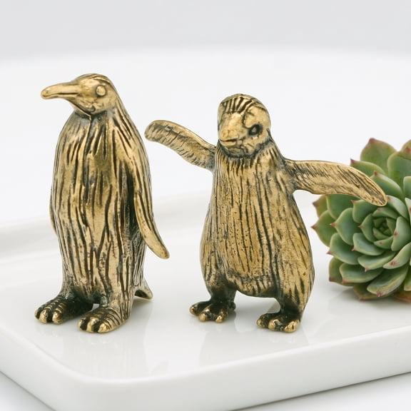 UPGRATOR Set of 2 Decorative Brass Penguin Figurines, Unique Collectible Home Decor Accents for Living Room or Office