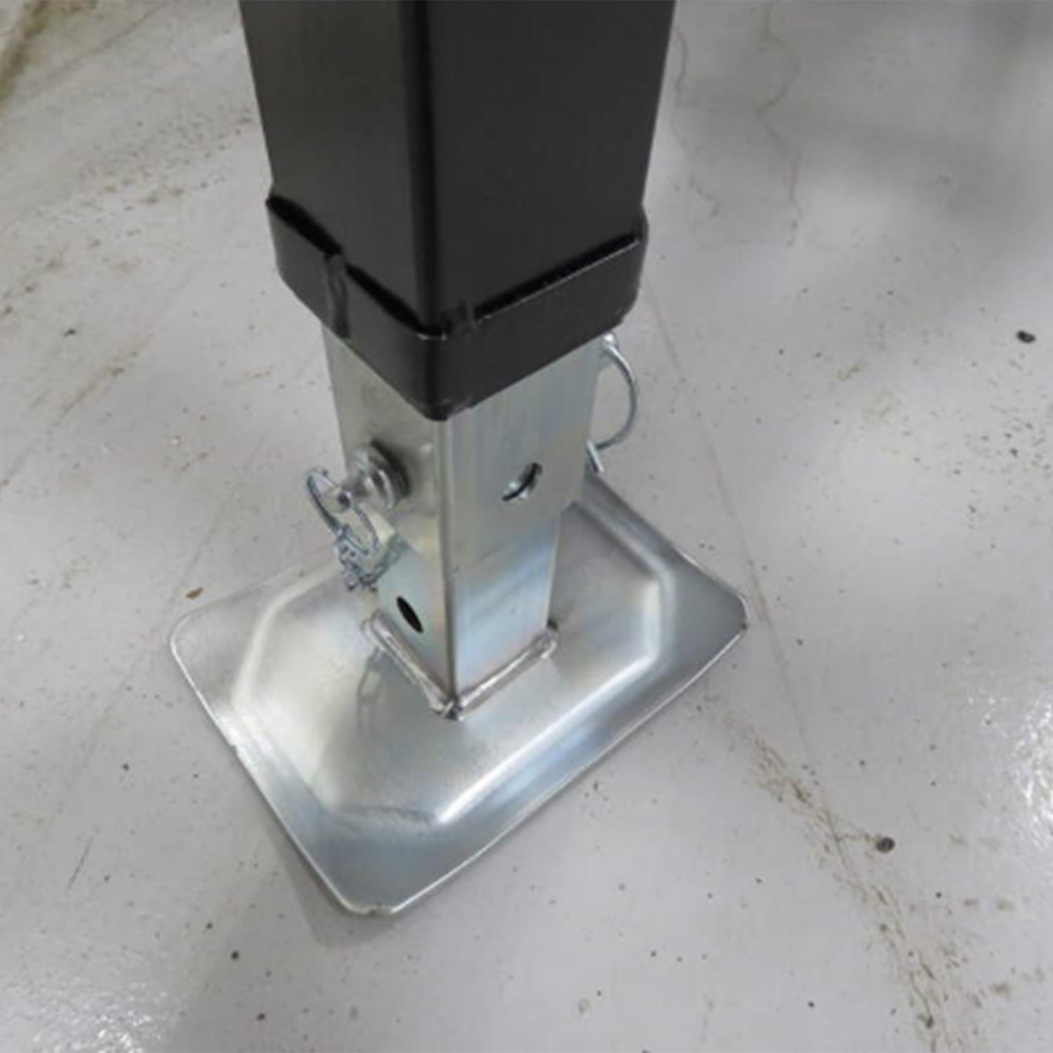 Heavy-Duty Square Trailer Jack - Sidewind, Drop Leg, 15" Travel, Weld-On 8000lbs